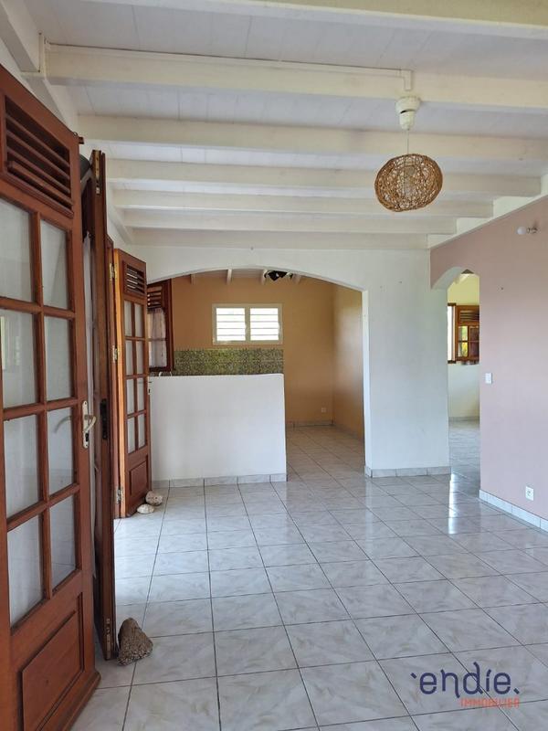 Maison - 70 m² - 4 pièces