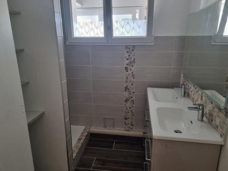 Appartement - 100 m² - 4 pièces