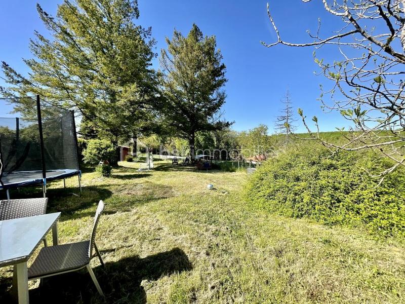 Maison - 278 m² - 10 pièces