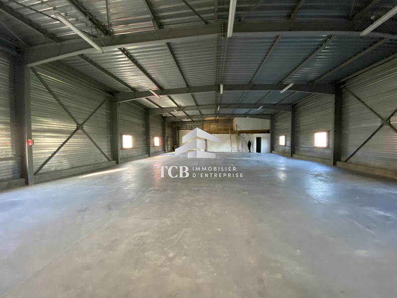 Local d'activités - 480 m²