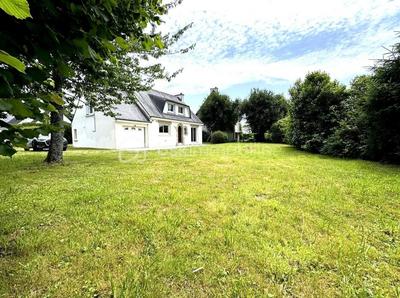 Maison - 112 m² - 6 pièces