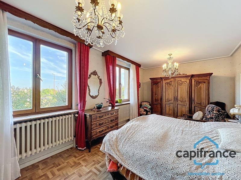 Maison - 122 m² - 6 pièces