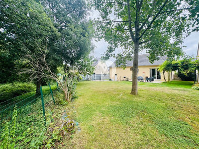 Maison - 96 m² - 5 pièces