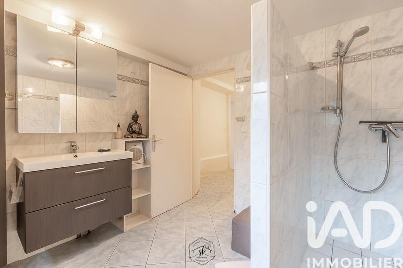 Maison - 138 m² - 6 pièces