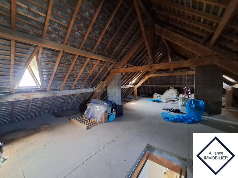 Maison - 80 m² - 5 pièces