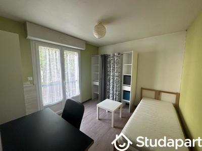 Chambre - 9 m² - 1 pièce