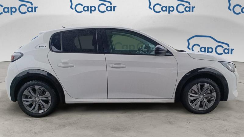 Peugeot E-208 136 50kWh Style