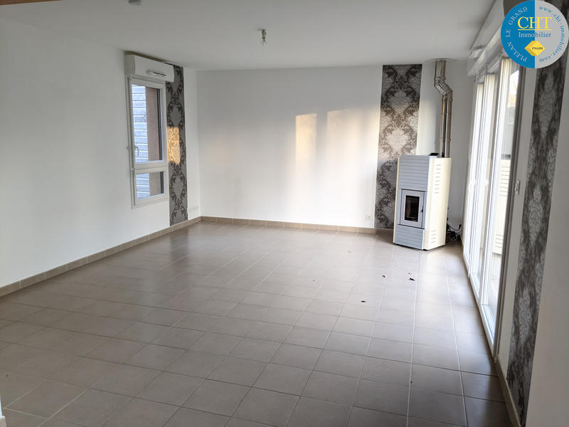 Maison - 94 m² - 5 pièces
