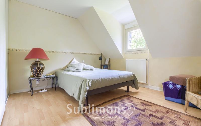 Maison - 173 m² - 8 pièces