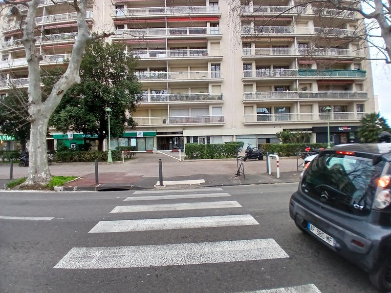 Local commercial - 170 m²