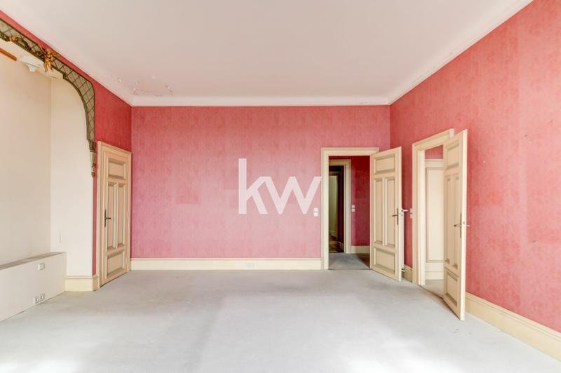 Appartement - 242 m² - 4 pièces