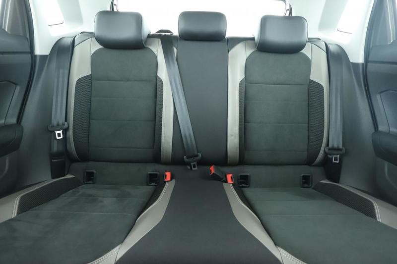 Volkswagen Polo 1.0 Tsi Carat 115 ch