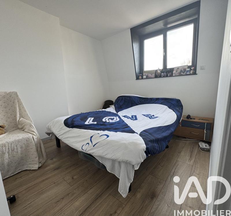 Maison - 99 m² - 5 pièces