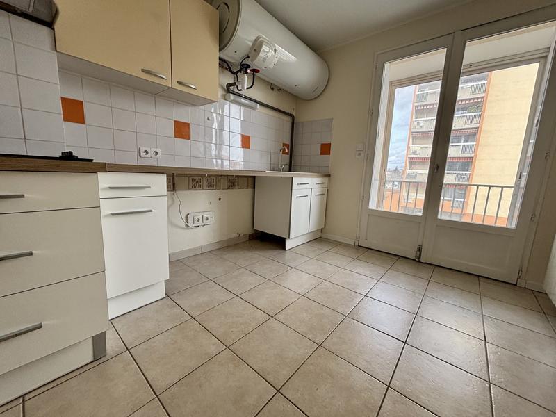 Appartement - 76 m² - 4 pièces