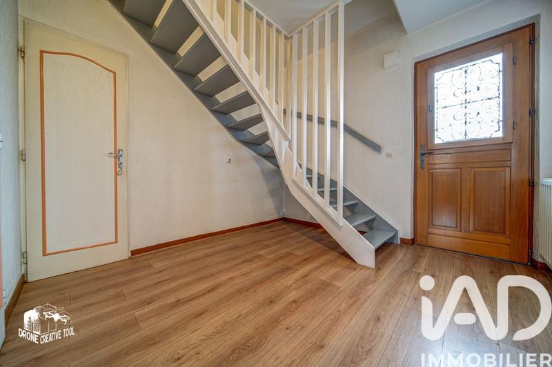 Maison - 92 m² - 5 pièces