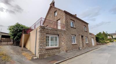 Maison - 131 m² - 8 pièces