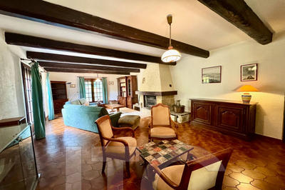 Villa - 210 m² - 7 pièces