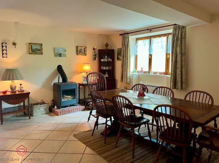 Maison de village - 180 m² - 7 pièces