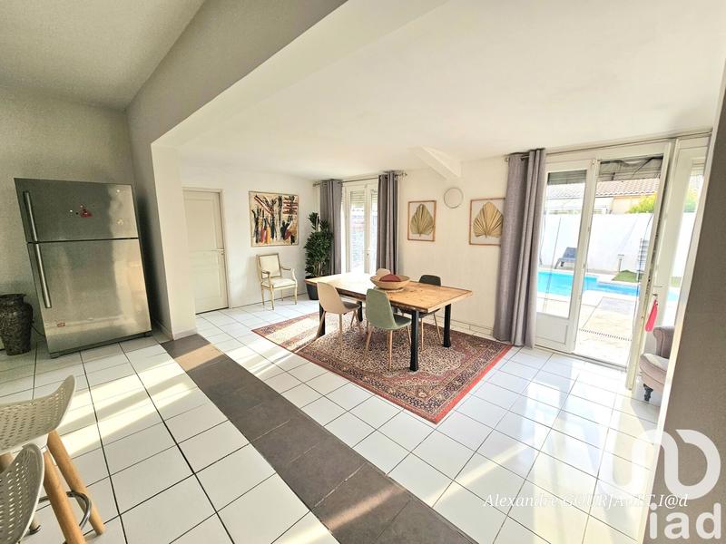 Maison - 184 m² - 8 pièces