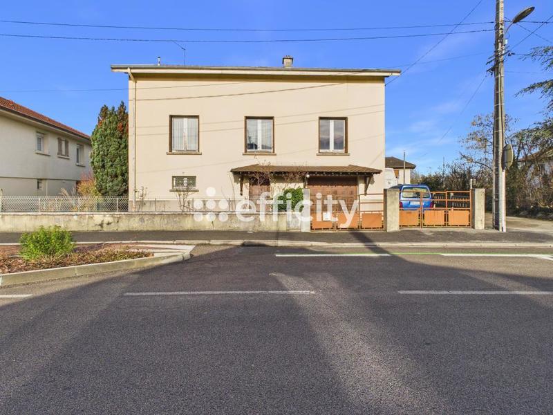 Pavillon - 81 m² - 7 pièces