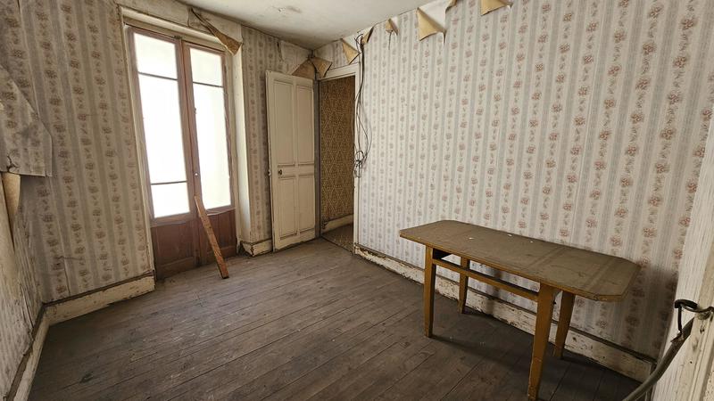 Maison de village - 189 m² - 7 pièces