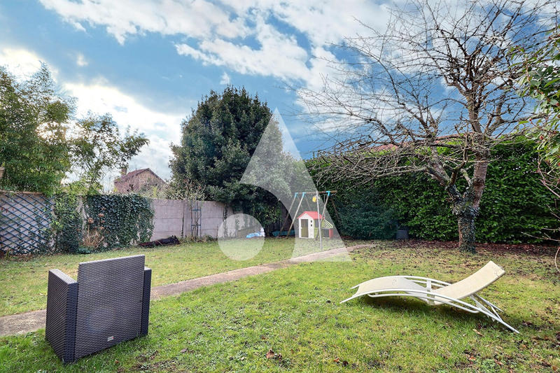 Maison - 115 m² - 4 pièces