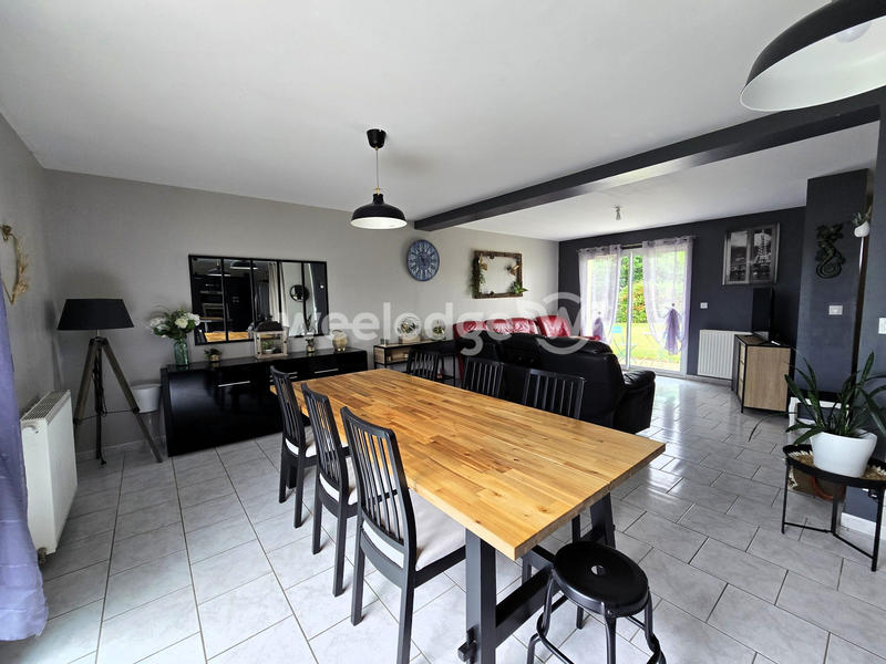 Maison - 127 m² - 6 pièces