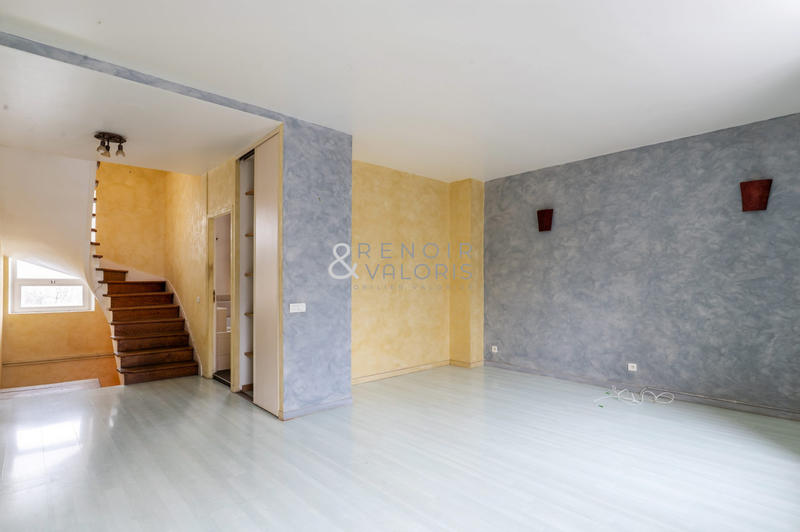 Maison - 161 m² - 8 pièces