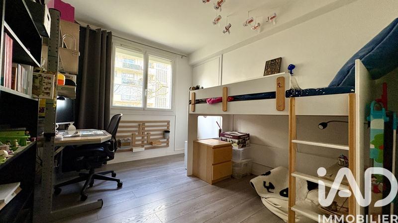 Appartement - 104 m² - 6 pièces