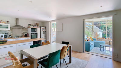 Maison - 128 m² - 6 pièces