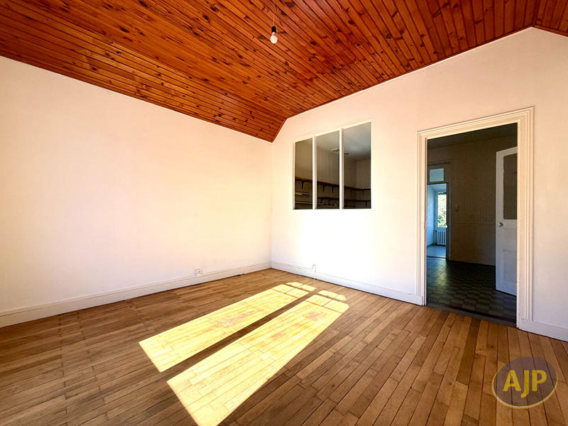 Maison - 123 m² - 6 pièces