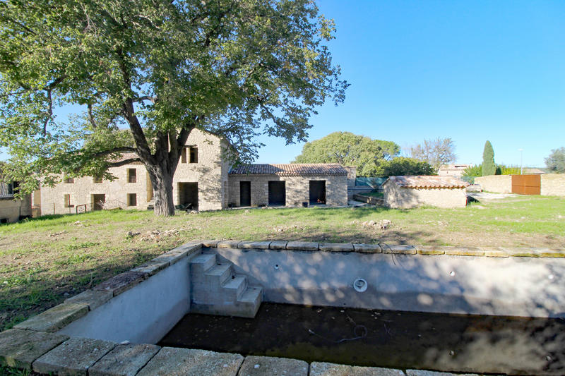 Maison - 222 m² - 8 pièces