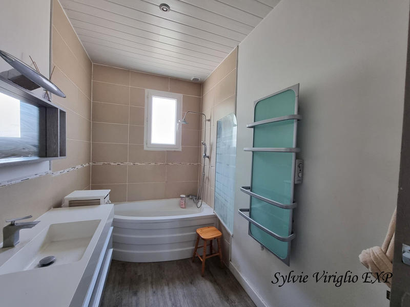 Maison - 123 m² - 6 pièces