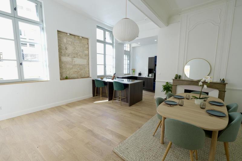 Appartement - 111 m² - 4 pièces