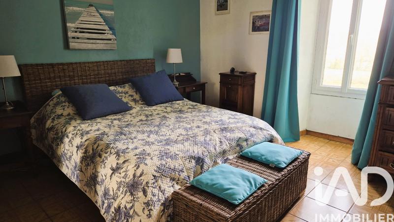 Maison - 282 m² - 8 pièces