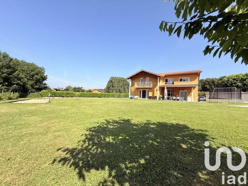 Maison de maîtres - 210 m² - 9 pièces