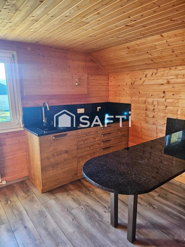 Maison - 179 m² - 8 pièces