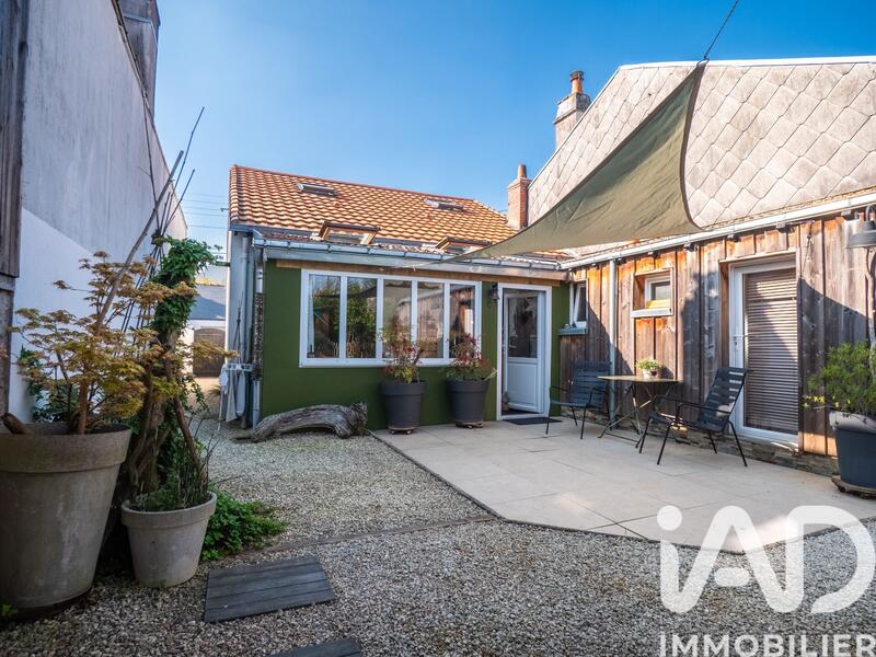 Maison de ville - 90 m² - 4 pièces