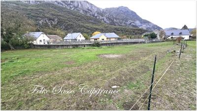 Terrain constructible - 900 m²