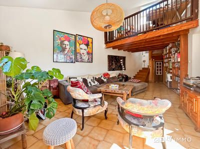 Maison - 205 m² - 6 pièces