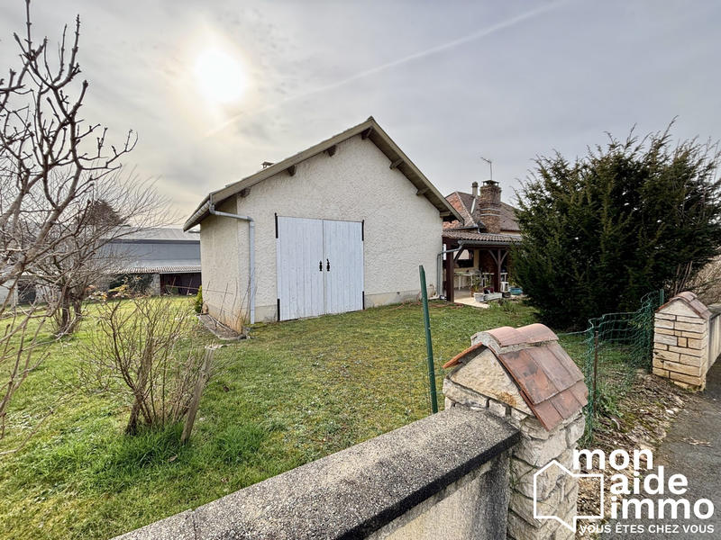 Maison - 160 m² - 10 pièces