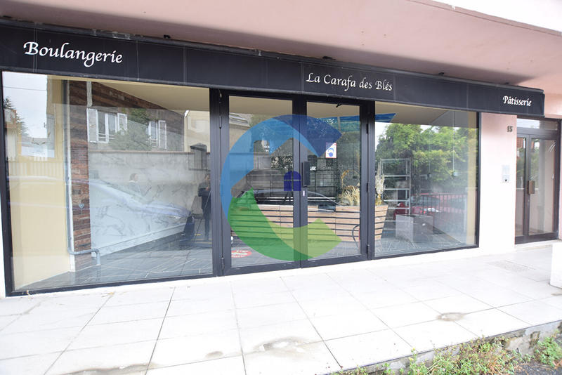 Local commercial - 92 m² - 2 pièces