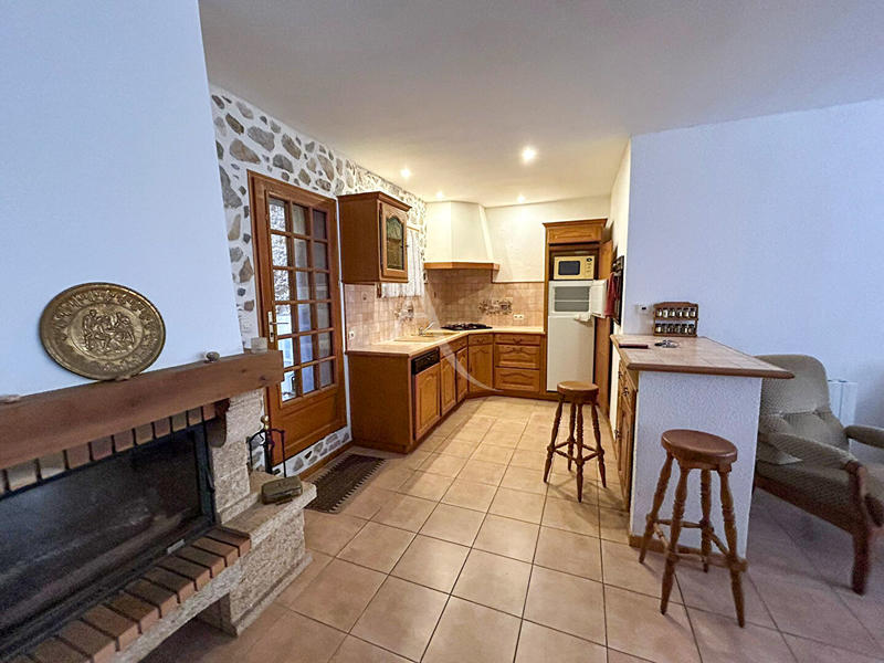 Maison - 102 m² - 4 pièces