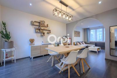 Maison - 128 m² - 5 pièces