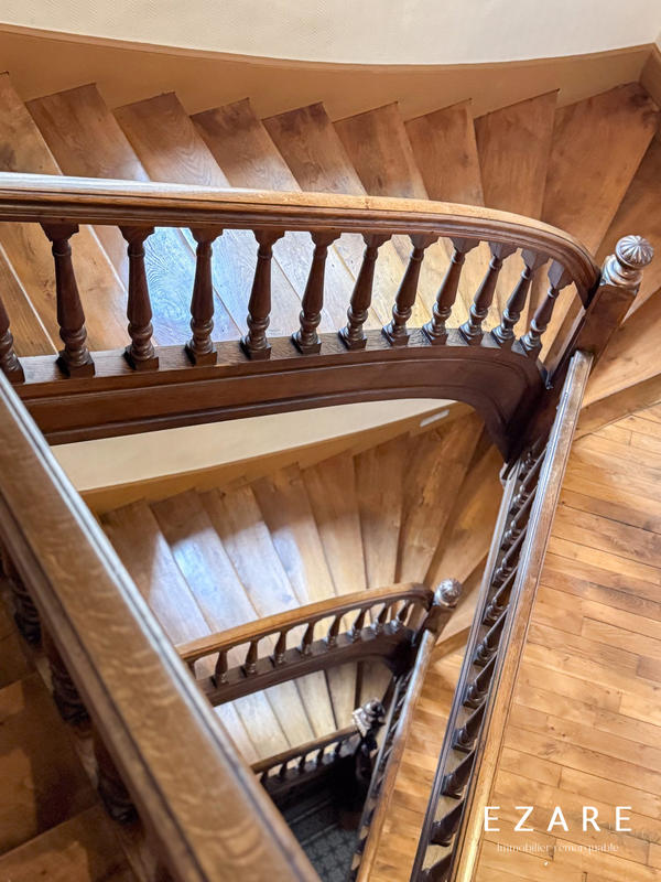 Appartement - 101 m² - 5 pièces