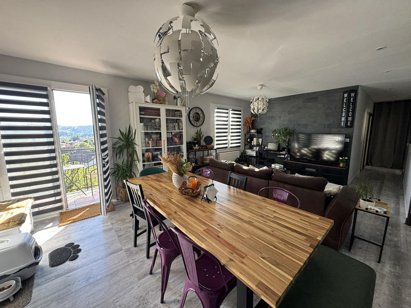 Maison - 95 m² - 4 pièces