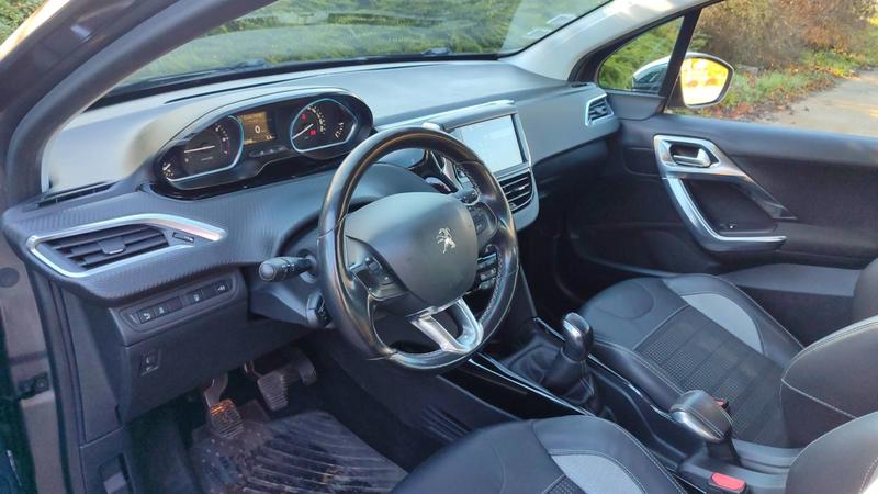 Peugeot 2008 1.6 VTi 120 Allure