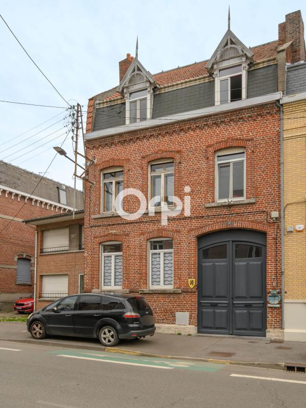 Maison - 195 m² - 7 pièces