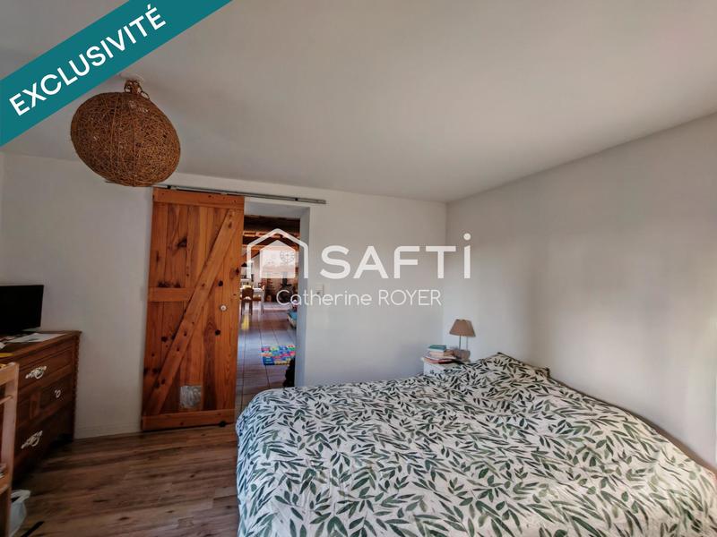 Maison - 230 m² - 6 pièces