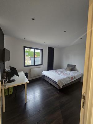 Maison - 93 m² - 4 pièces